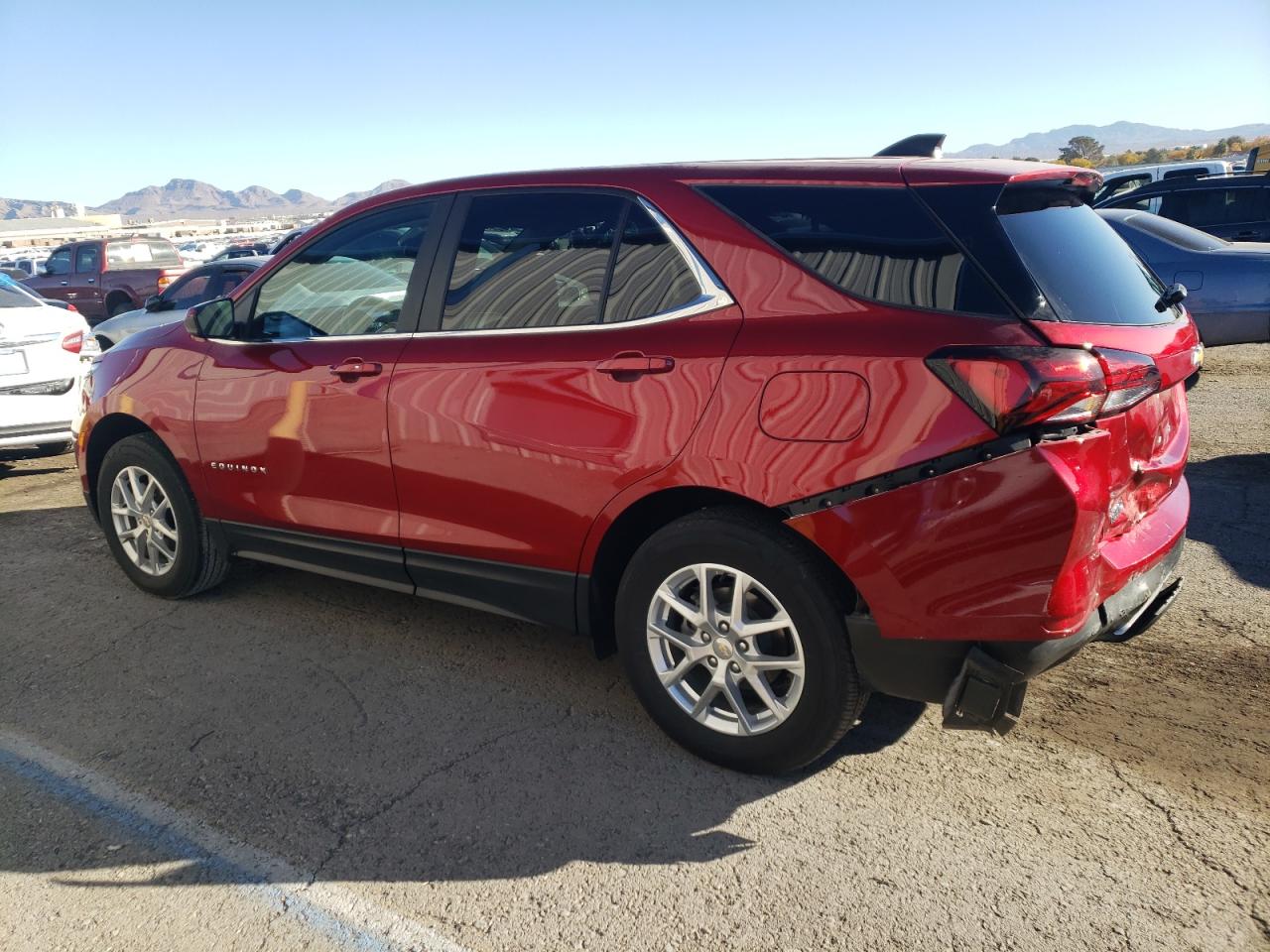 2022 CHEVROLET EQUINOX LT VIN:3GNAXUEV5NL180606