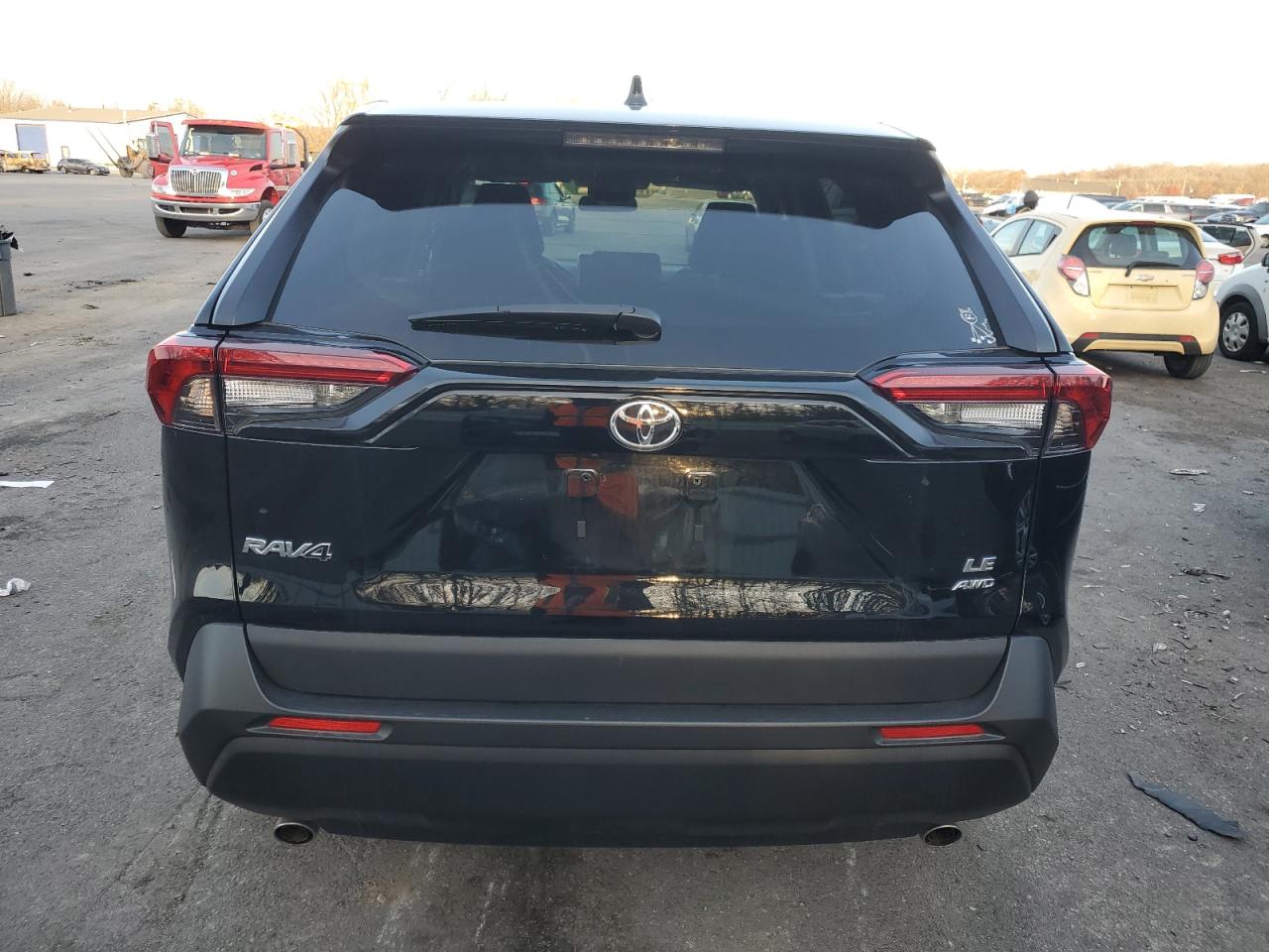 2023 TOYOTA RAV4 LE VIN:2T3F1RFV5PW392557