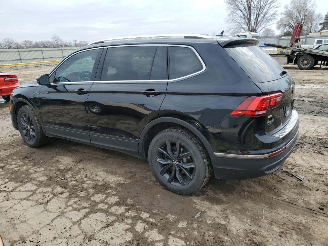 2022 VOLKSWAGEN TIGUAN SE VIN:3VV2B7AX9NM102281