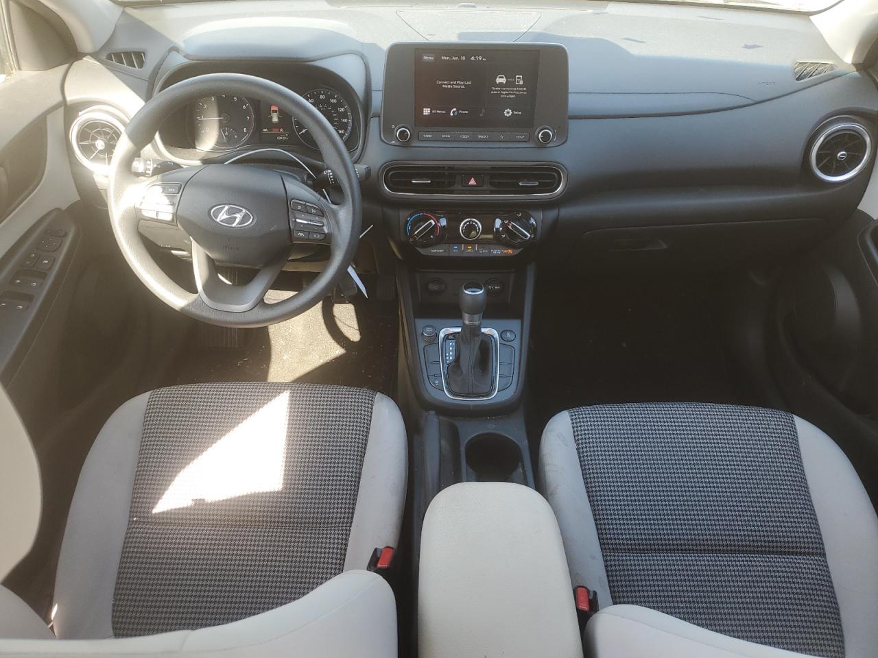 2022 HYUNDAI KONA SEL VIN:KM8K2CAB0NU762132