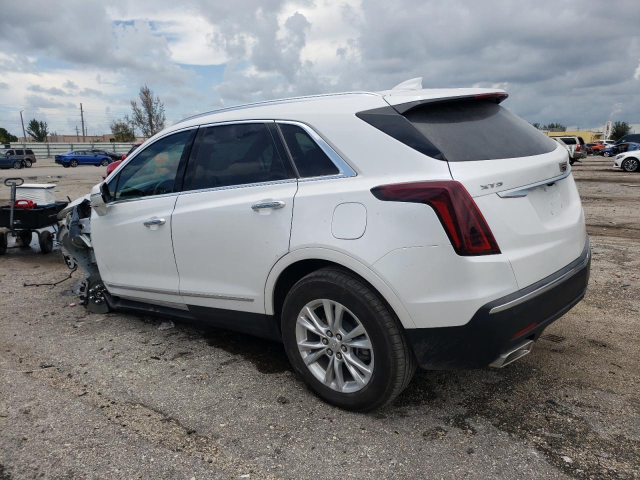 2023 CADILLAC XT5 LUXURY VIN:1GYKNAR45PZ137425