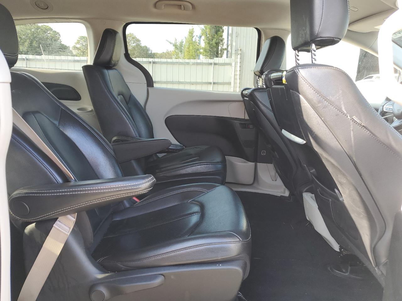 2022 CHRYSLER PACIFICA HYBRID TOURING L VIN:2C4RC1L78NR121420