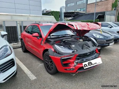 2018 Porsche Macan WP1AG2957JLB63155 VIN:WP1AG2957JLB63155