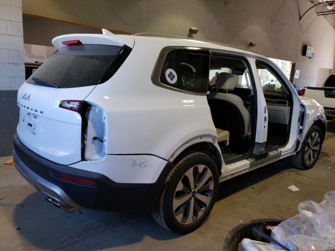2022 KIA TELLURIDE EX VIN:5XYP34HC1NG223449