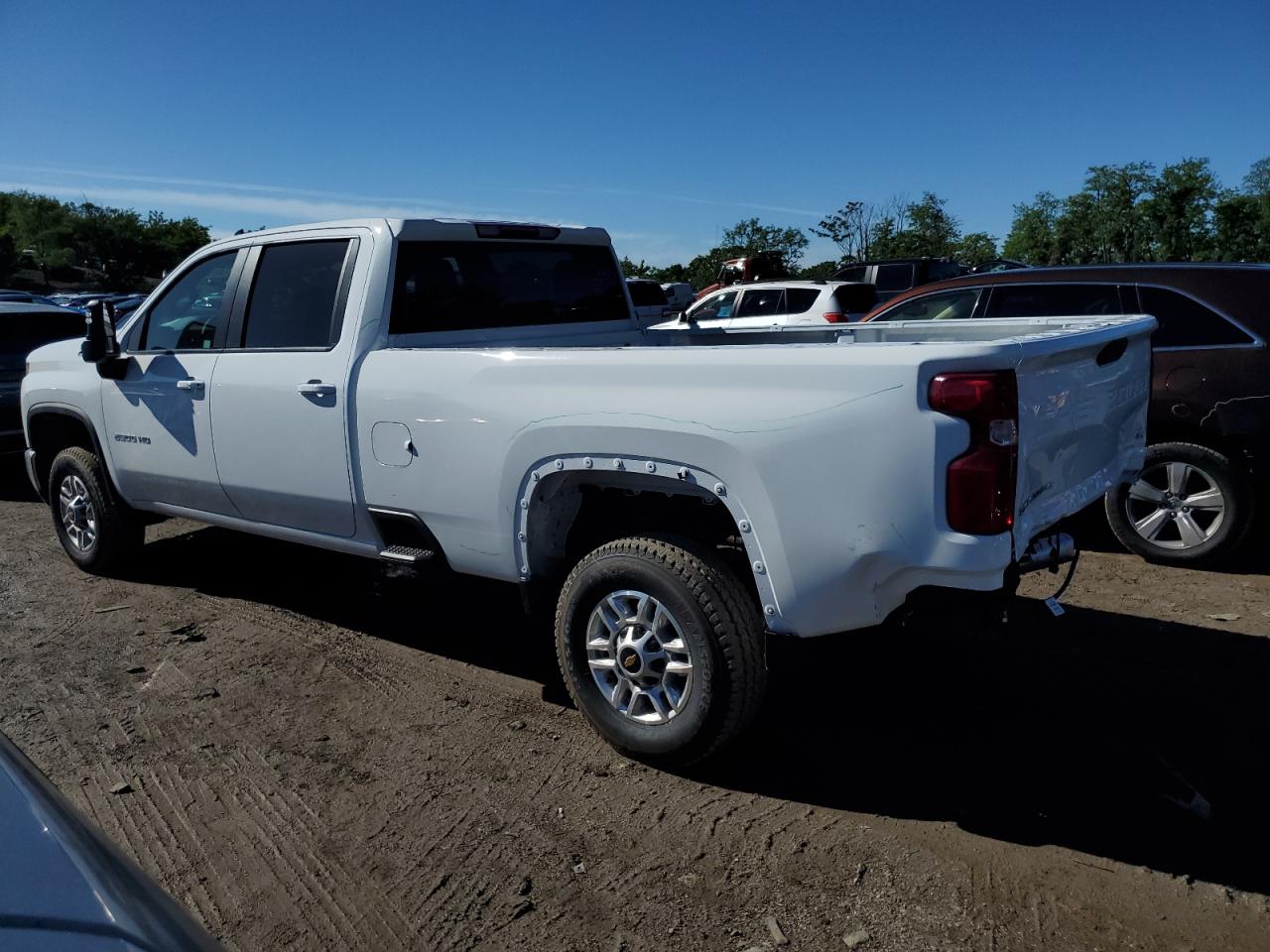 2024 CHEVROLET SILVERADO K2500 HEAVY DUTY LT VIN:1GC4YNEY6RF325252