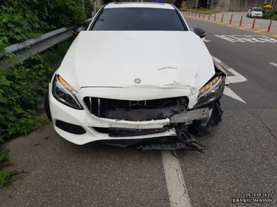 2016 Mercedes-Benz C 200 248KMWDDWF3HB0GF2 VIN:248KMWDDWF3HB0GF2