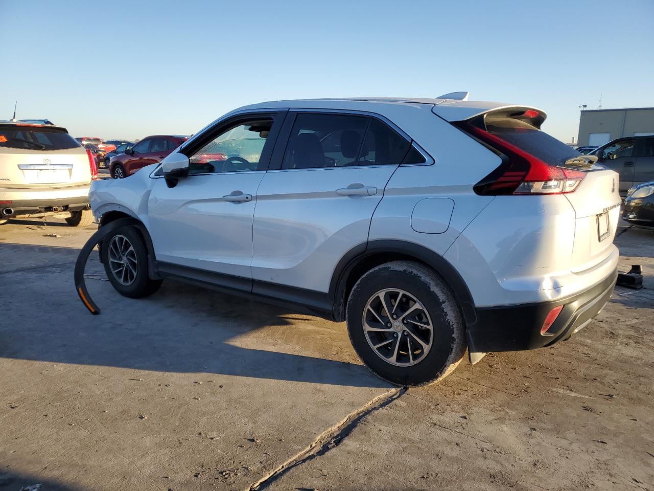 2022 MITSUBISHI ECLIPSE CROSS ES VIN:JA4ASUAA8NZ044628