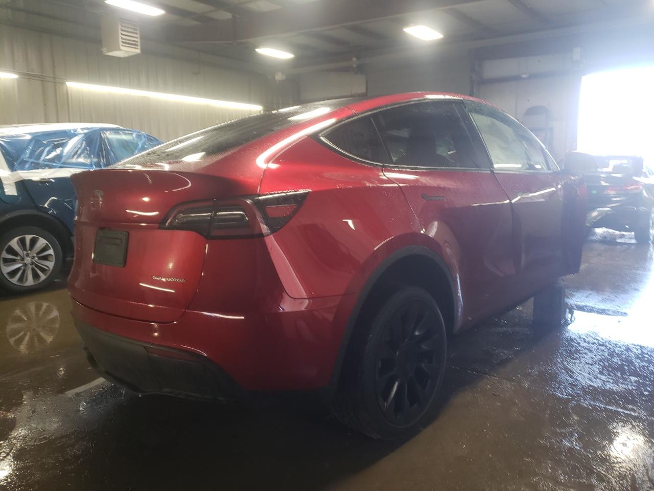 2024 TESLA MODEL Y  VIN:7SAYGDEE7RA293534