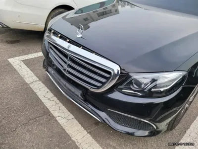 2017 Mercedes-Benz E 300 WDDZF4JB7JA323282 VIN:WDDZF4JB7JA323282