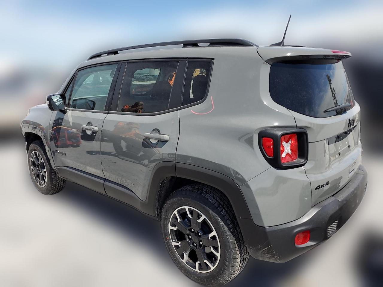 2023 JEEP RENEGADE LATITUDE VIN:ZACNJDB1XPPP55982