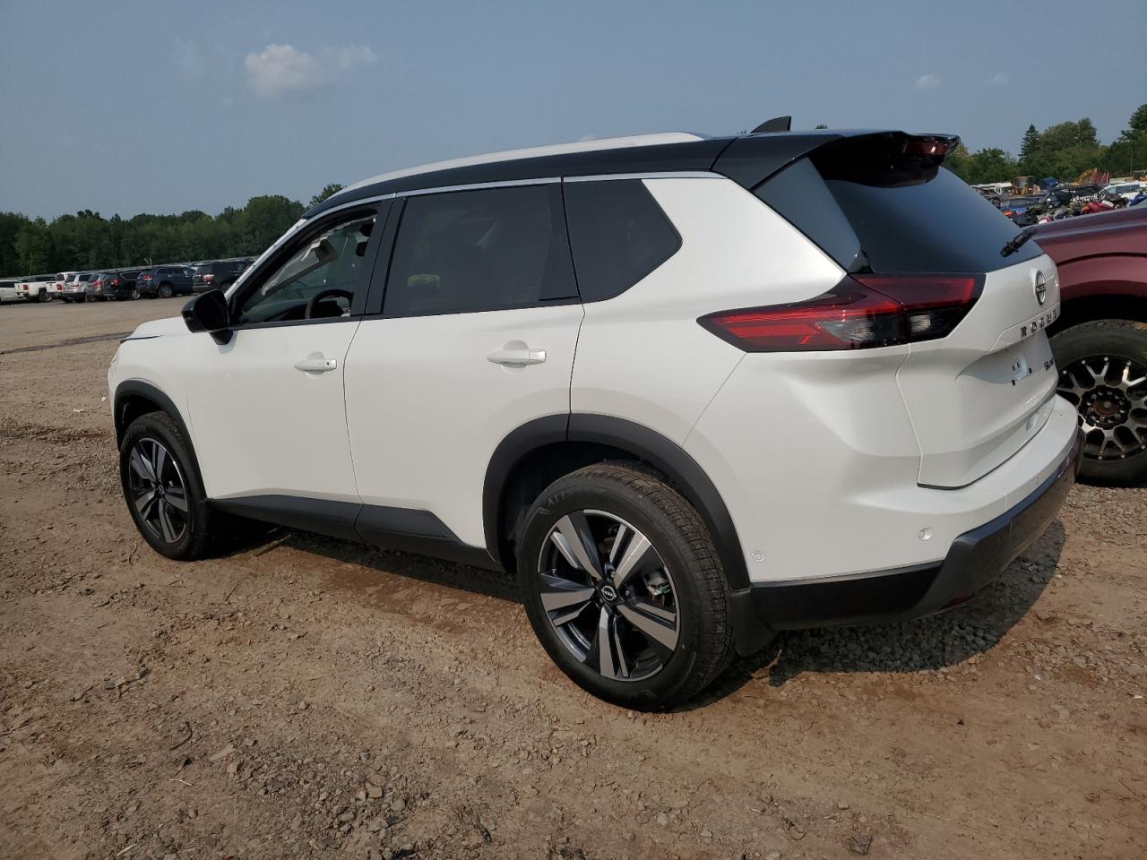 2024 NISSAN ROGUE SL VIN:JN8BT3CB8RW422353