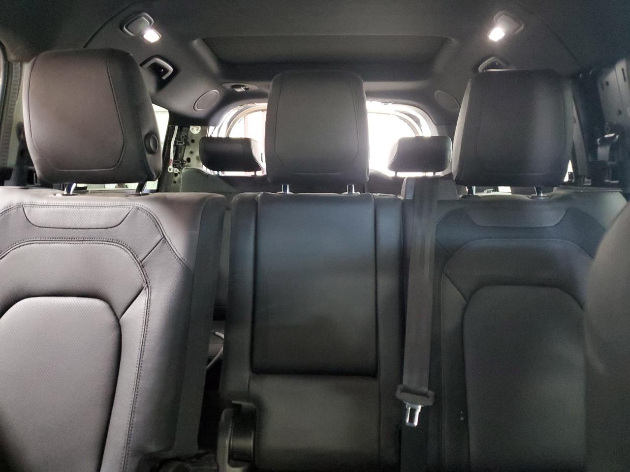 2023 LAND ROVER DEFENDER 130 X-DYNAMIC SE VIN:SALE2FEU0P2209020