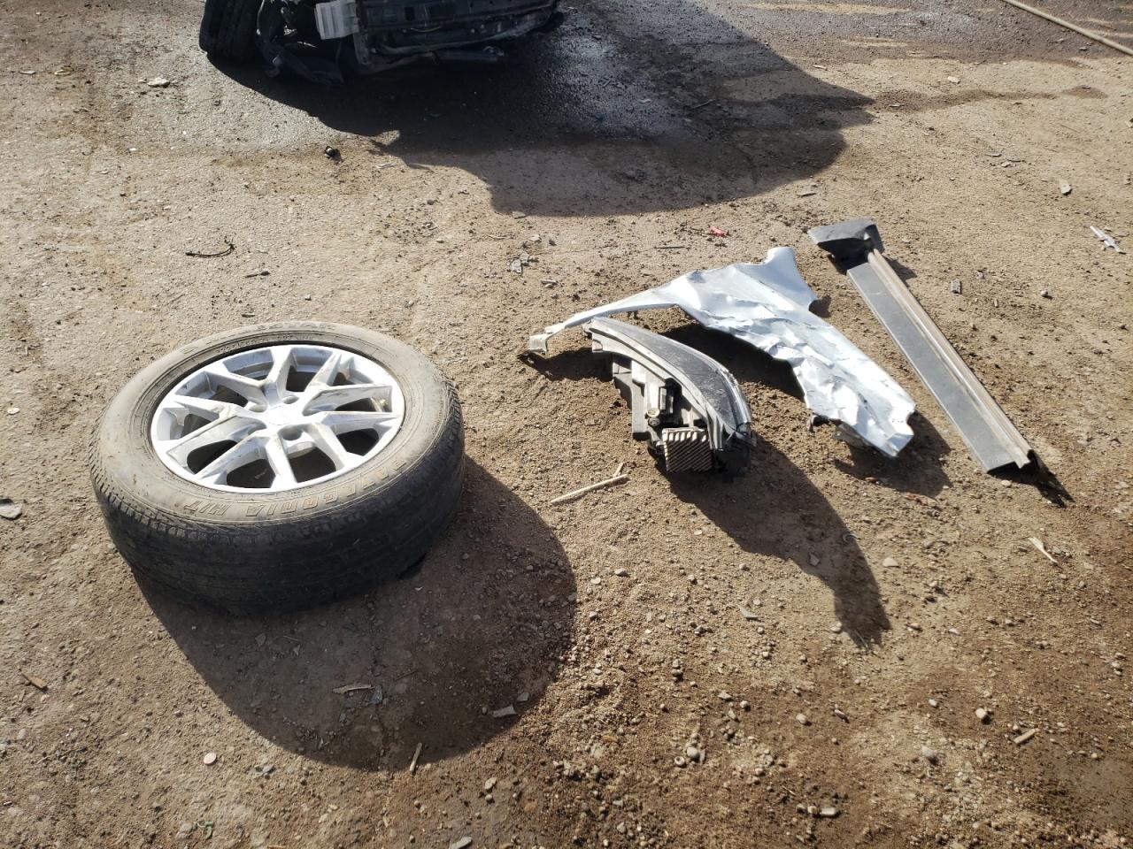 2022 CHEVROLET EQUINOX LT VIN:3GNAXUEV2NL100582