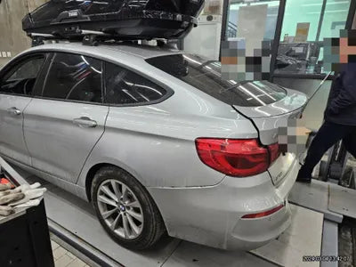 2017 BMW 320 WBA8T5103HG537760 VIN:WBA8T5103HG537760