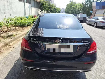 2016 Mercedes-Benz E 300 VIN: