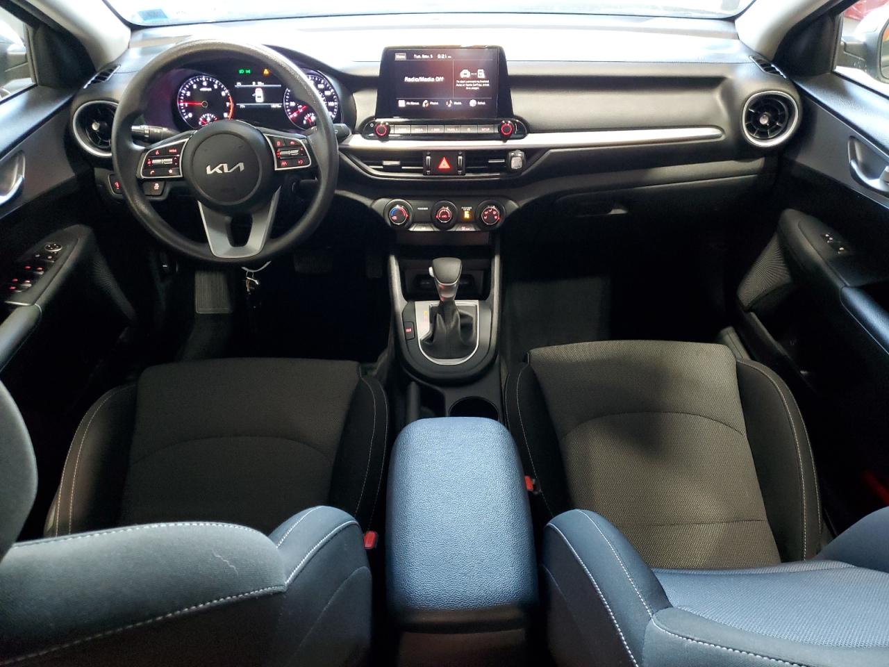 2023 KIA FORTE LX VIN:3KPF24AD4PE582490