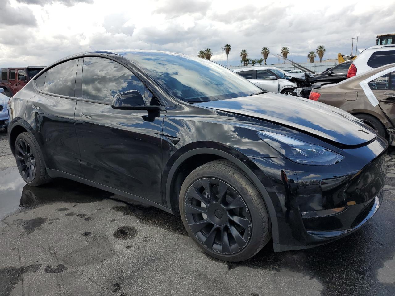 2023 TESLA MODEL Y  VIN:7SAYGAEE2PF750913