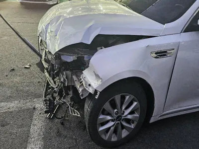 2016 Kia K5 KNAGT416BGA018966 VIN:KNAGT416BGA018966