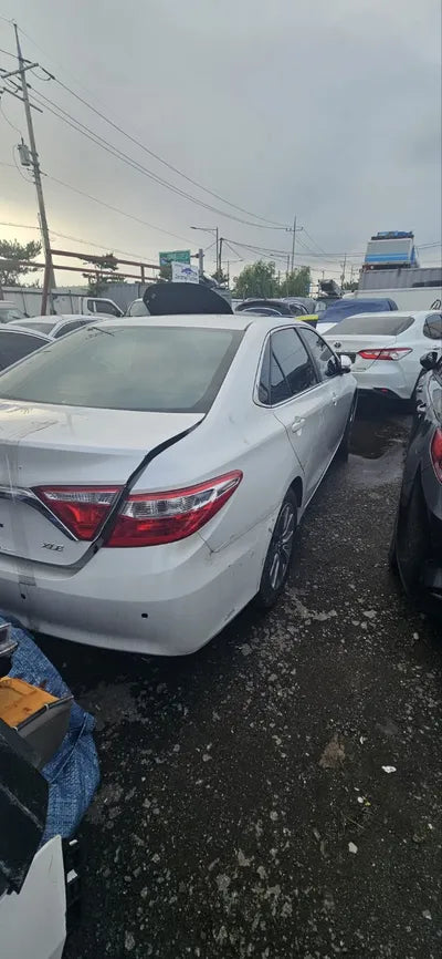 2017 Toyota Camry VIN: