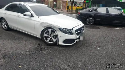 2018 Mercedes-Benz E 200 WDDZF4CB0JA421311 VIN:WDDZF4CB0JA421311