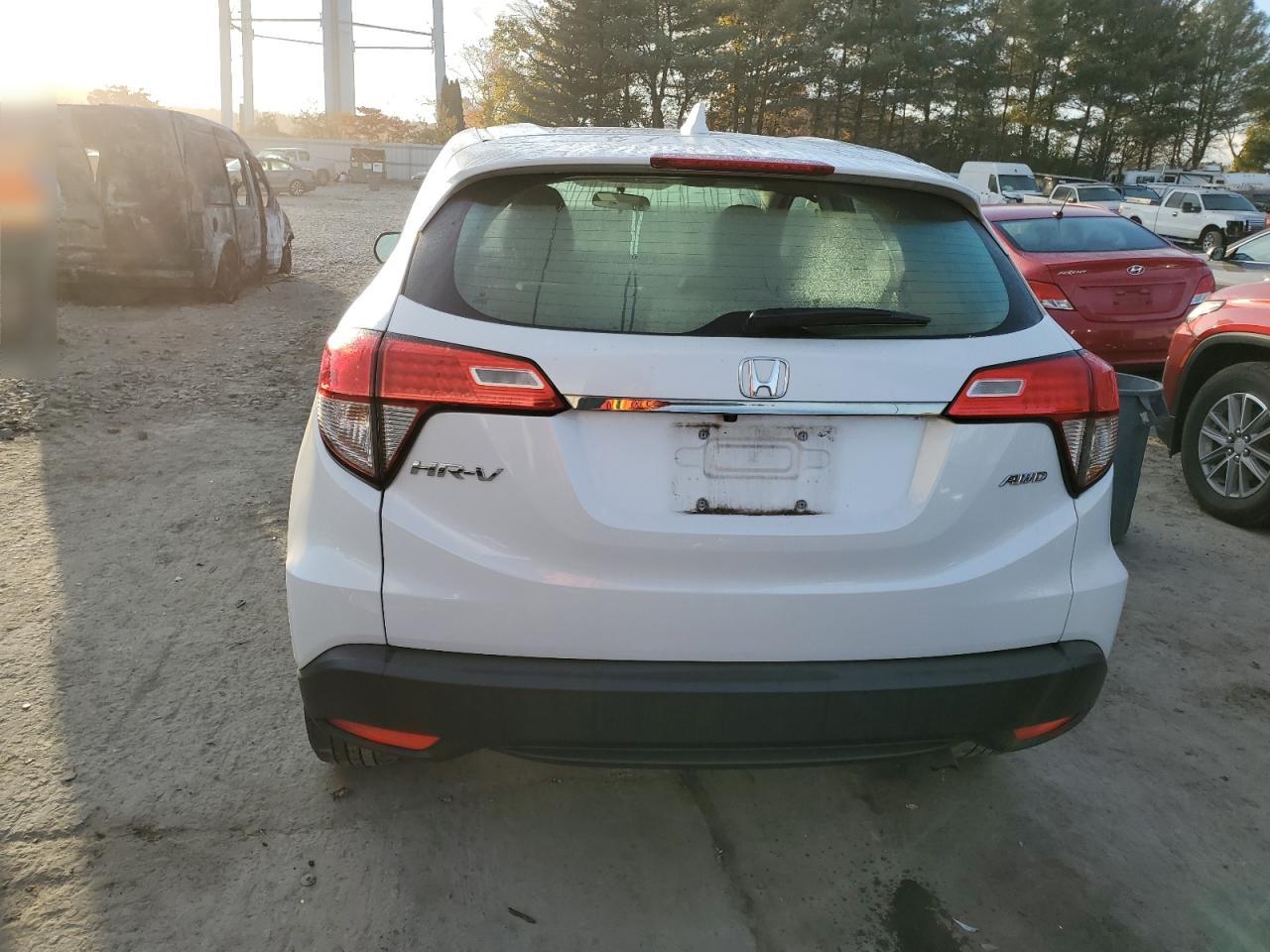 2022 HONDA HR-V LX VIN:3CZRU6H34NM718873