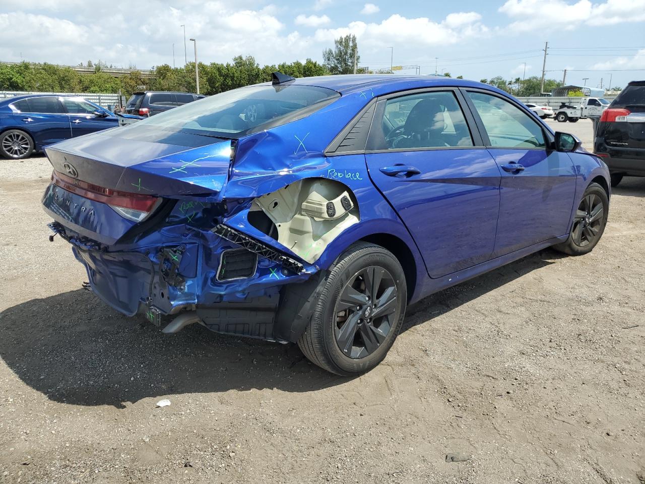 2022 HYUNDAI ELANTRA SEL VIN:KMHLM4AGXNU284415