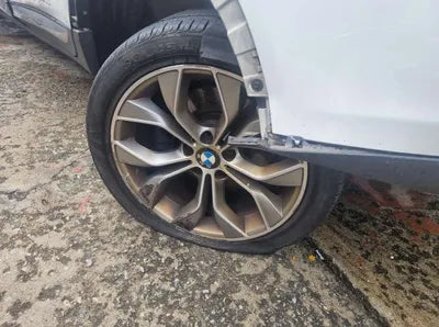 2015 BMW 320 WBAWZ510XF0L15647 VIN:WBAWZ510XF0L15647