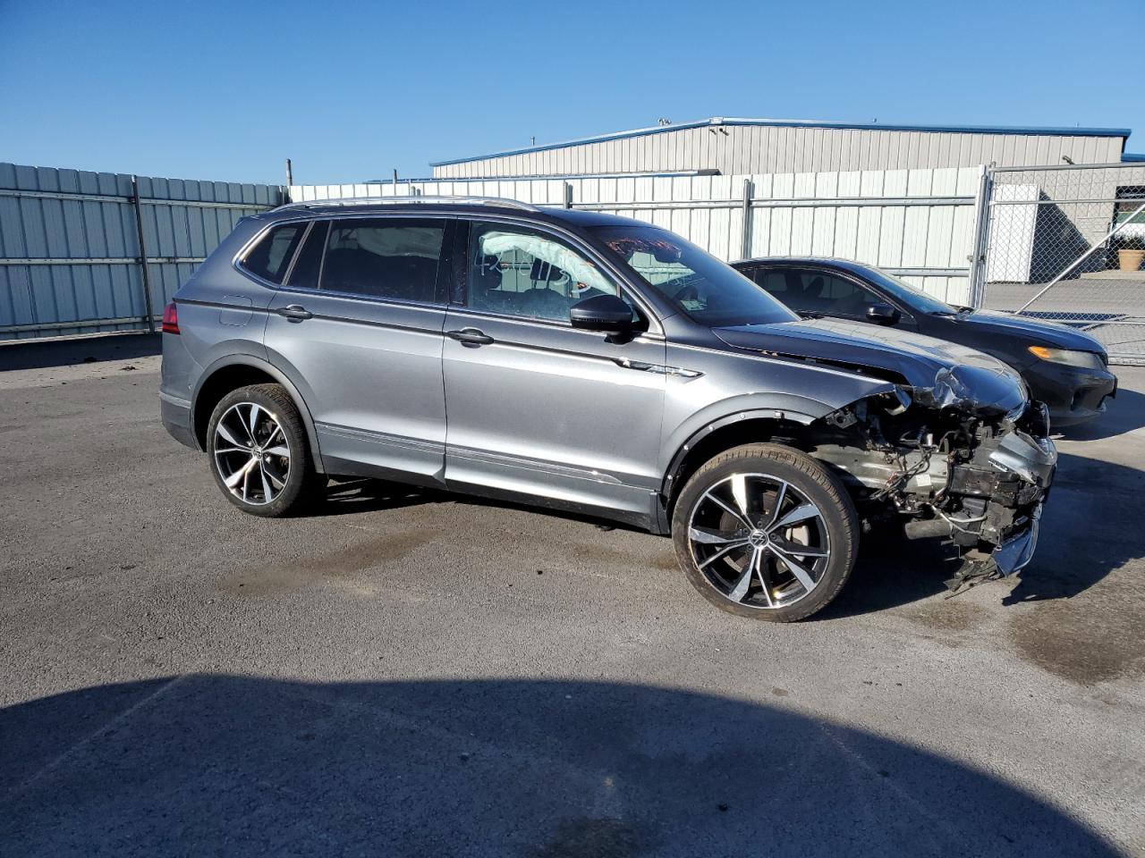 2022 VOLKSWAGEN TIGUAN SEL R-LINE VIN:3VV4B7AX6NM052027