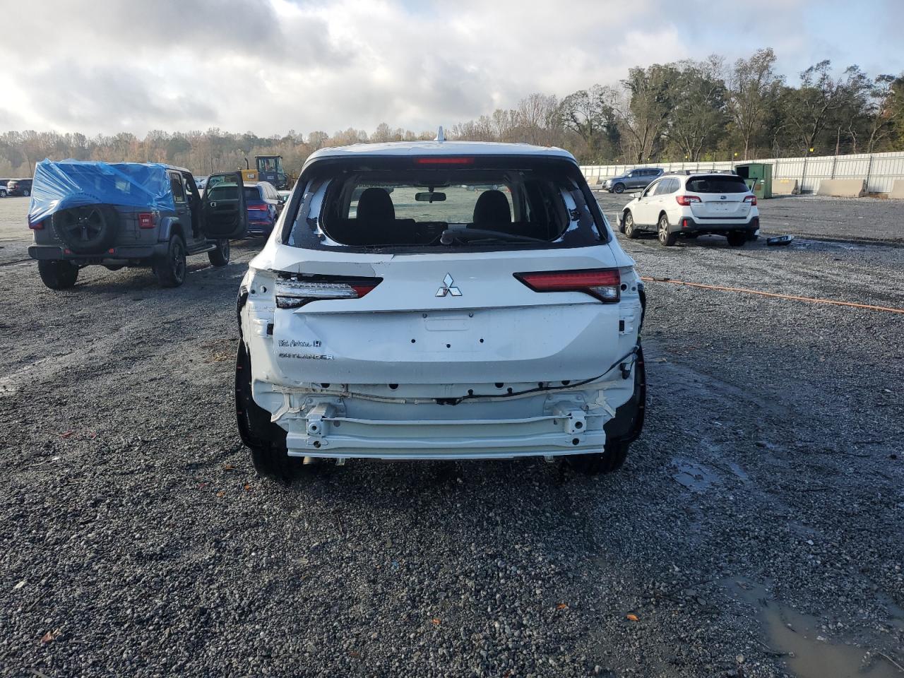 2022 MITSUBISHI OUTLANDER ES VIN:JA4J3TA82NZ007949