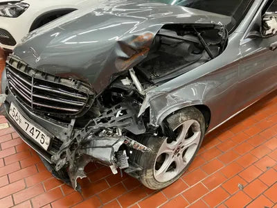 2018 Mercedes-Benz C 200 405KMWDDWF4DB3JF7 VIN:405KMWDDWF4DB3JF7