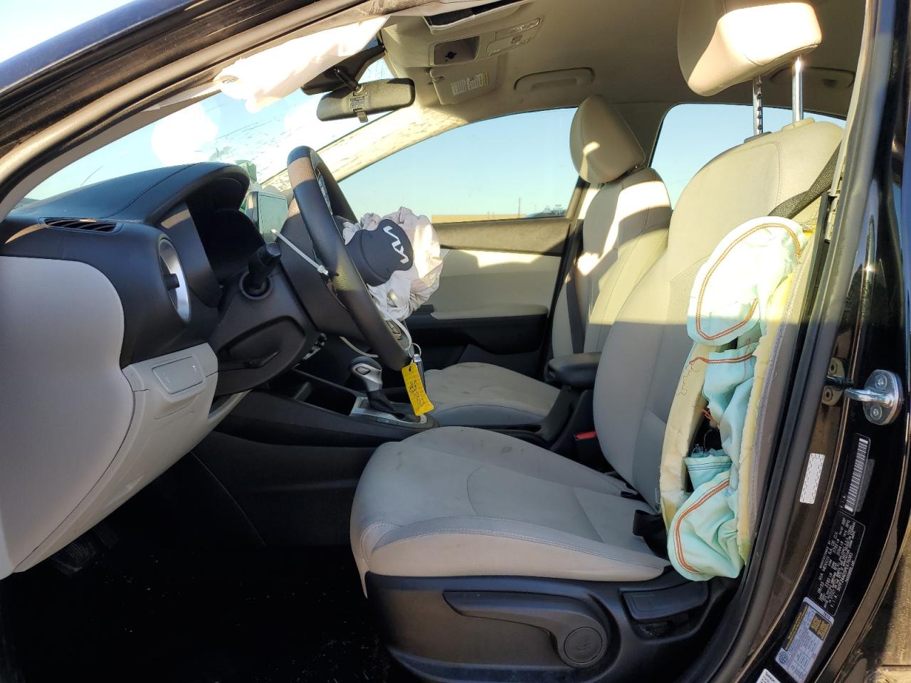2023 KIA FORTE LX VIN:3KPF24AD5PE676085