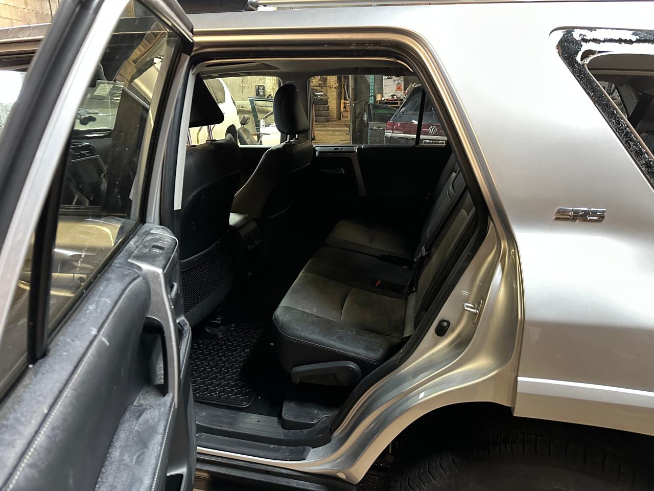 2023 TOYOTA 4RUNNER SE VIN:JTENU5JR3P6201673