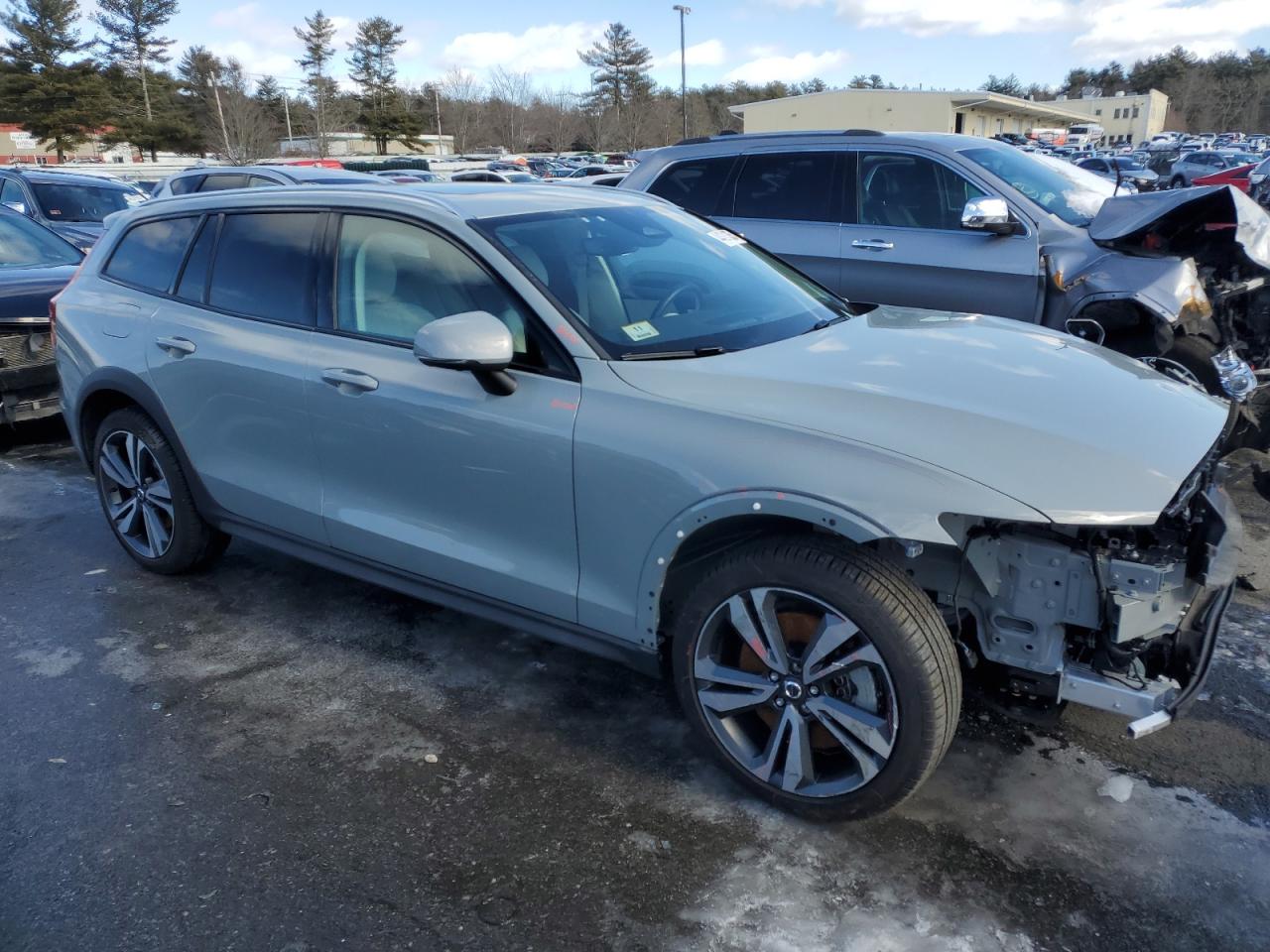 2024 VOLVO V60 CROSS COUNTRY PLUS VIN:YV4L12WYXR2134824