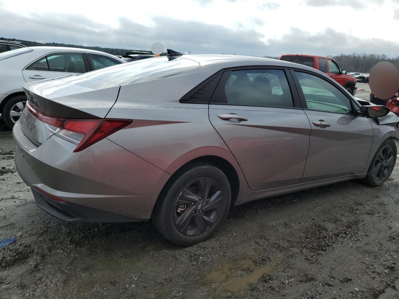 2022 HYUNDAI ELANTRA SEL VIN:KMHLM4AG1NU339933