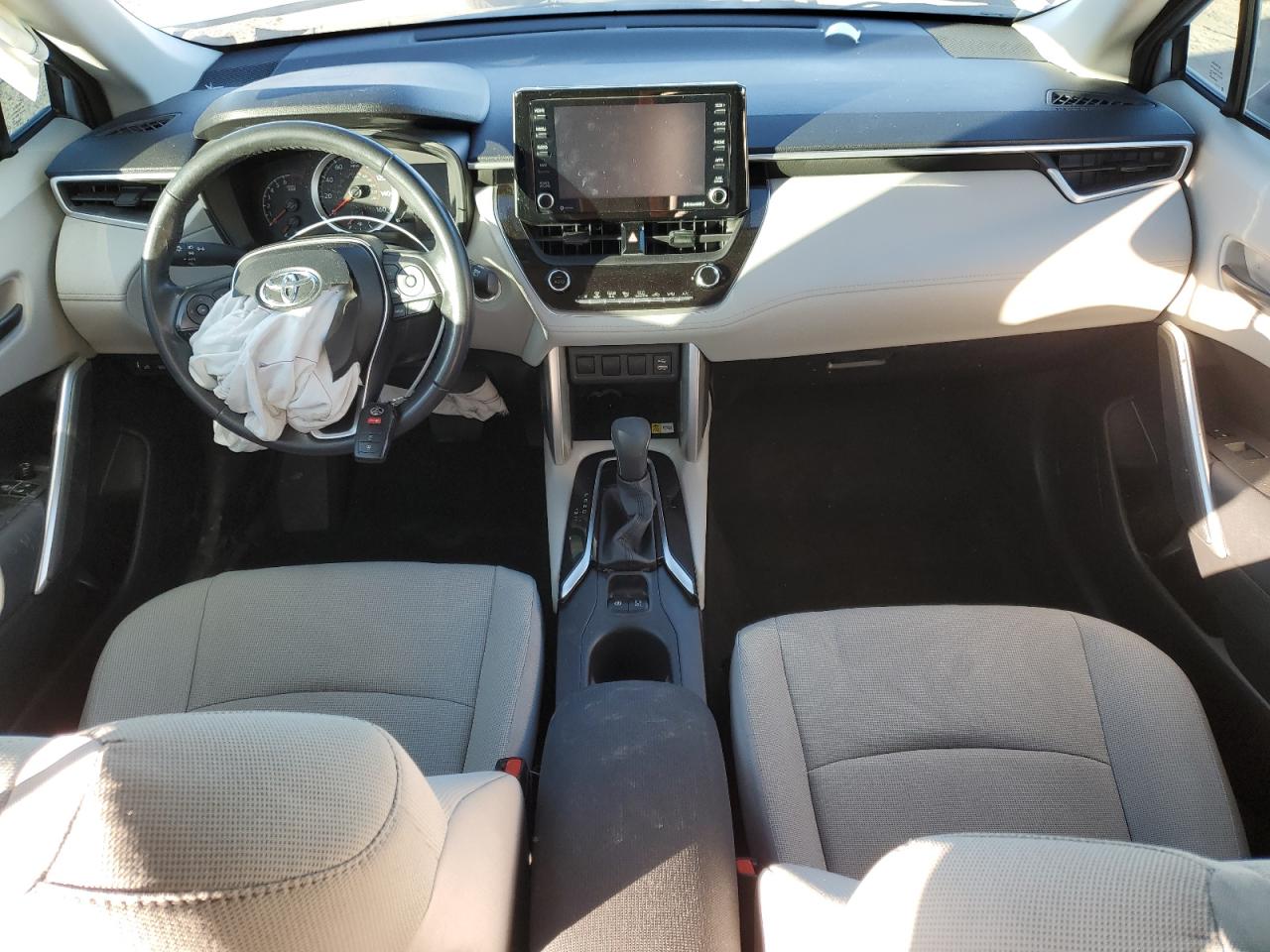 2022 TOYOTA COROLLA CROSS LE VIN:7MUCAAAG3NV032611