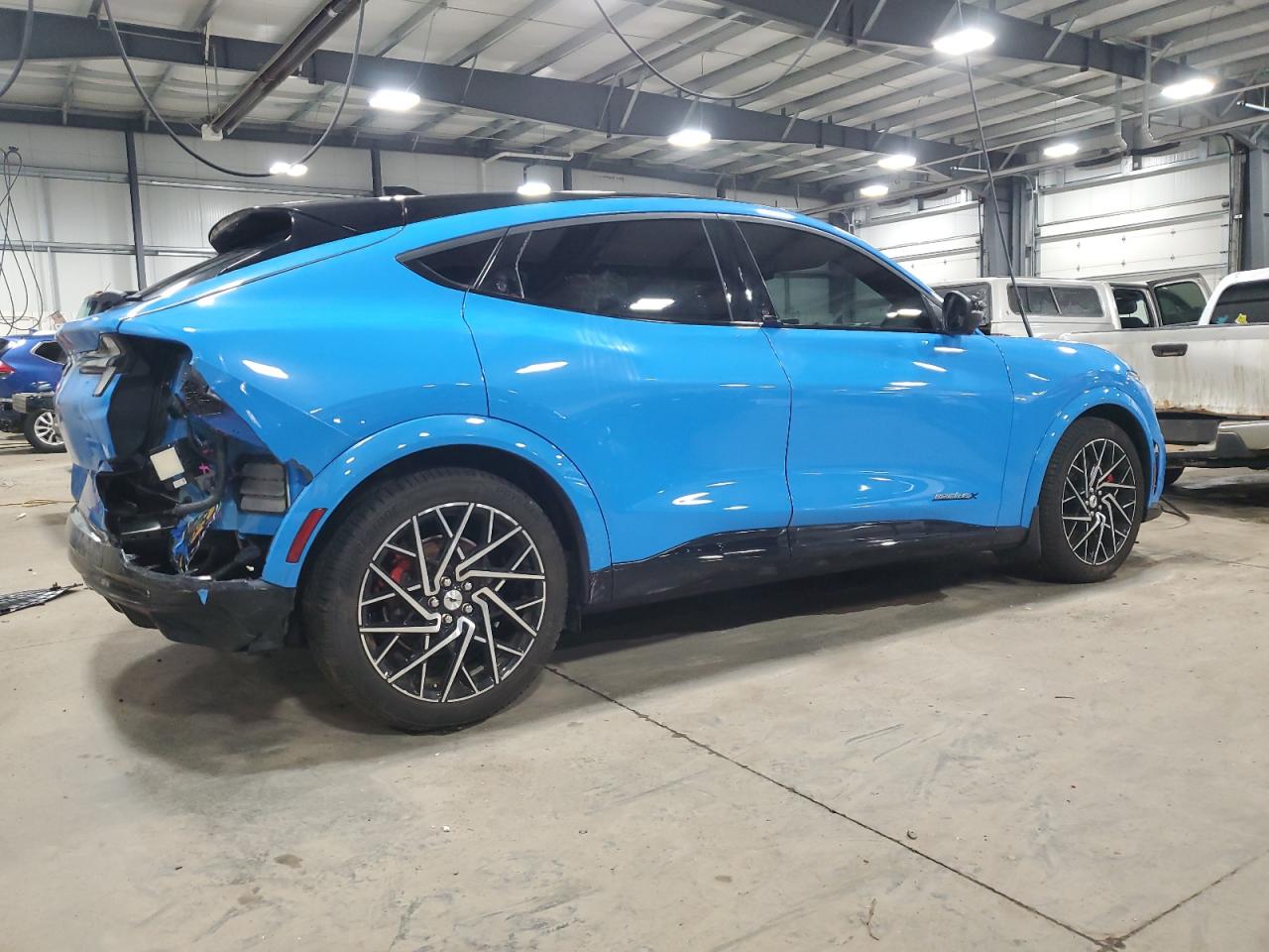 2022 FORD MUSTANG MACH-E GT VIN:3FMTK4SX7NMA02059