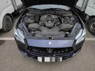 2018 Maserati Ghibli VIN: