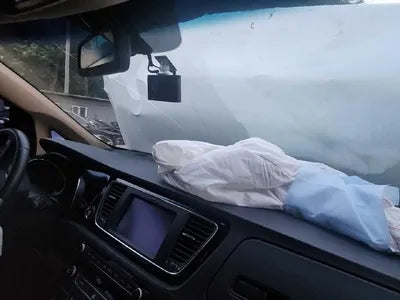 2017 Kia Carnival VIN: