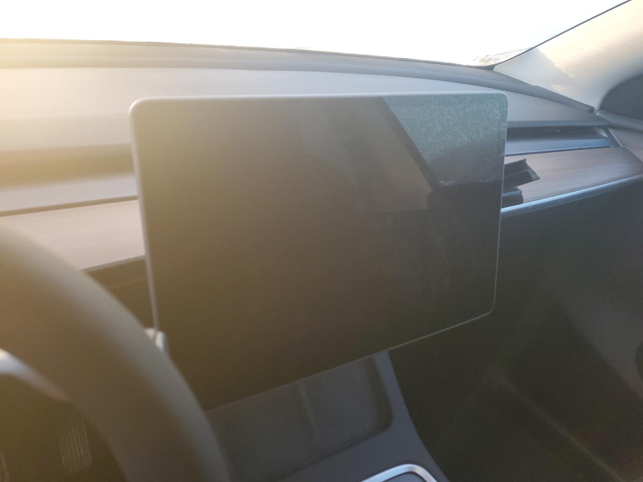 2023 TESLA MODEL Y  VIN:7SAYGDEE2PA121358