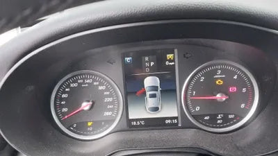 2017 Mercedes-Benz GLC 220 VIN: