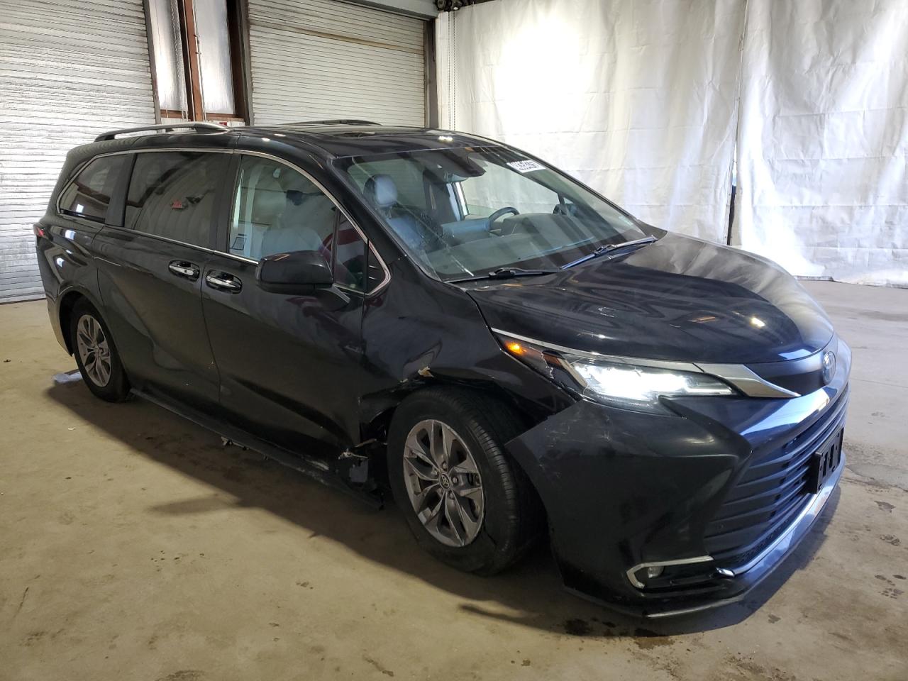 2023 TOYOTA SIENNA XLE VIN:5TDYRKEC7PS168068