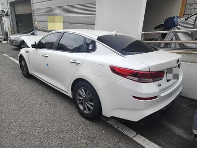 2018 Kia K5 VIN: