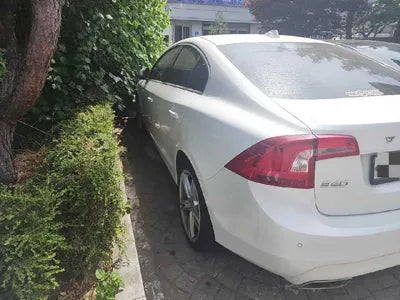 2016 Volvo S60 VIN: