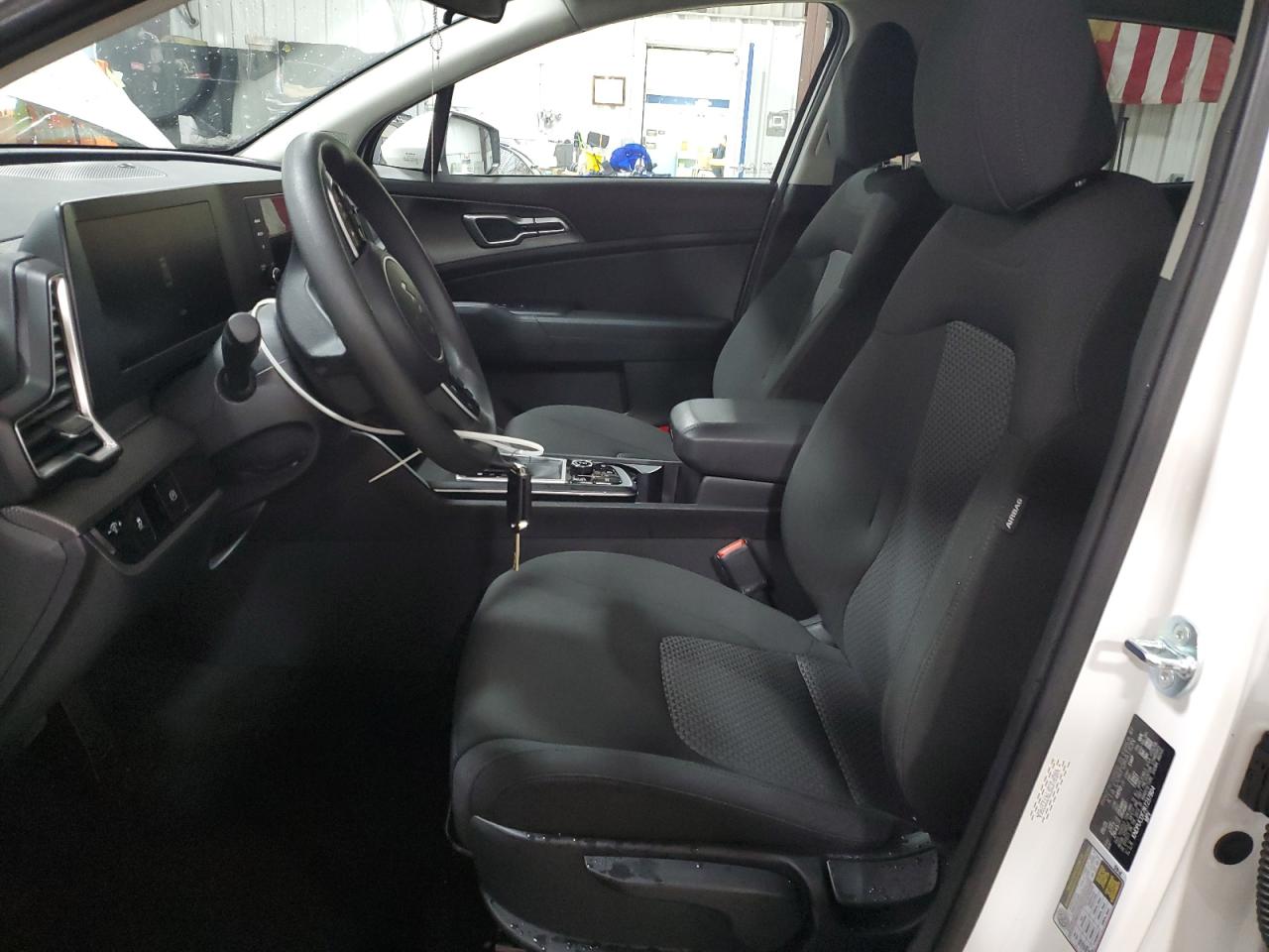 2024 KIA SPORTAGE LX VIN:KNDPUCDF7R7237804