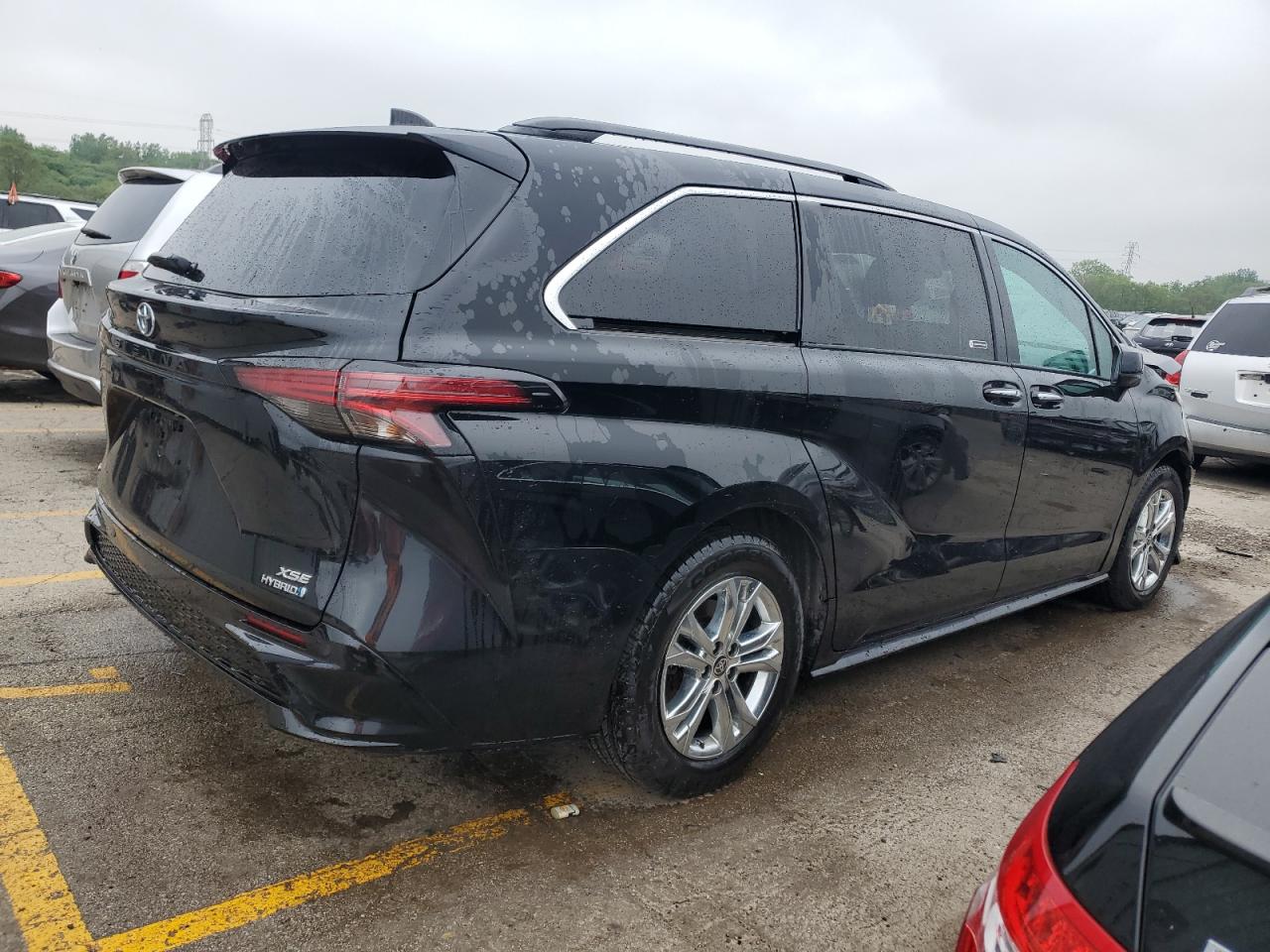 2022 TOYOTA SIENNA XSE VIN:5TDDSKFC6NS047093