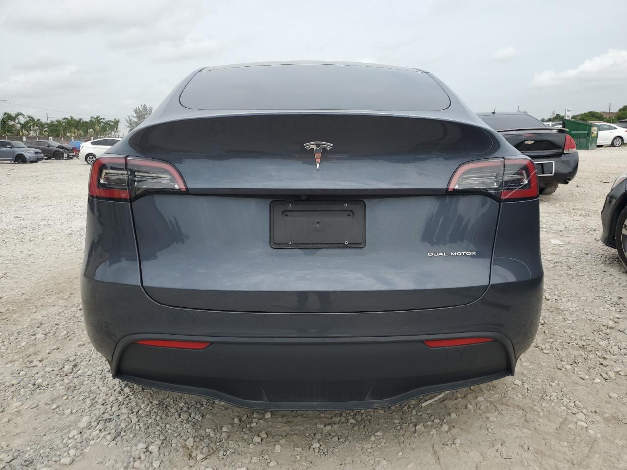 2023 TESLA MODEL Y  VIN:7SAYGDEE5PA026115