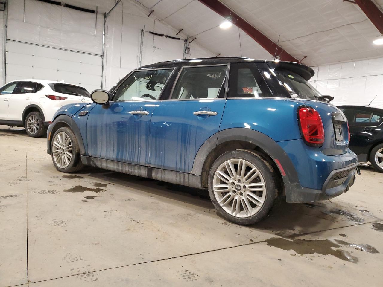 2023 MINI COOPER S VIN:WMW53DK02P2T74512