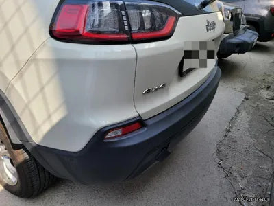 2018 Jeep Cherokee VIN: