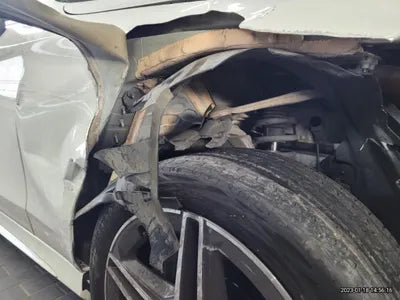 2019 Mercedes-Benz C 200 VIN: