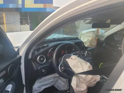 2019 Mercedes-Benz C 220 VIN: